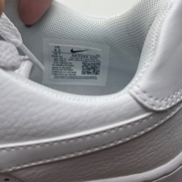 Size 9.5 - Nike Air Force 1 Sage Low Triple White W - Picture 4 of 8